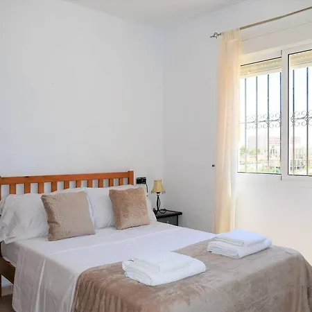 Molino Blanco 8 - Pool Facing Apartment